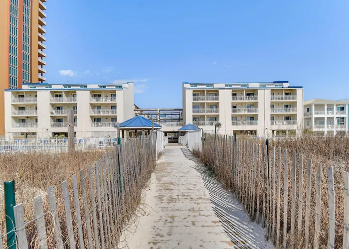 Holiday home Orange Retreat W/ 4 Pools - Walk To Beach! Gulf Shores