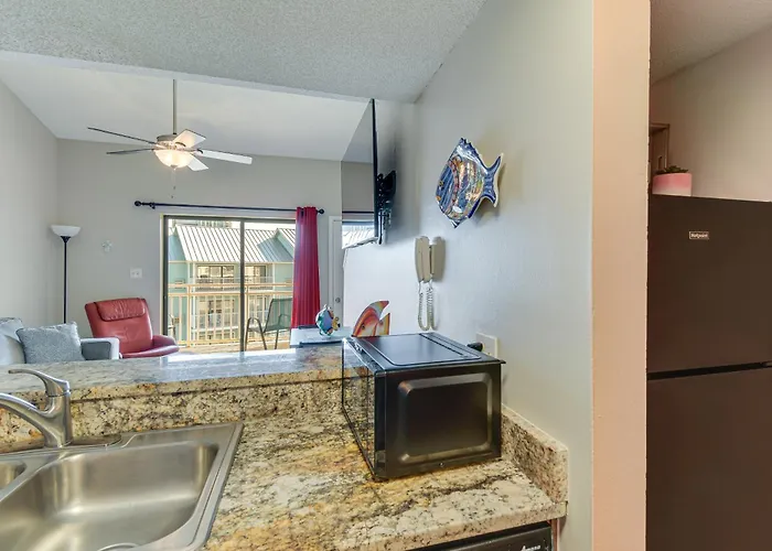 Orange Retreat W/ 4 Pools - Walk To Beach! *