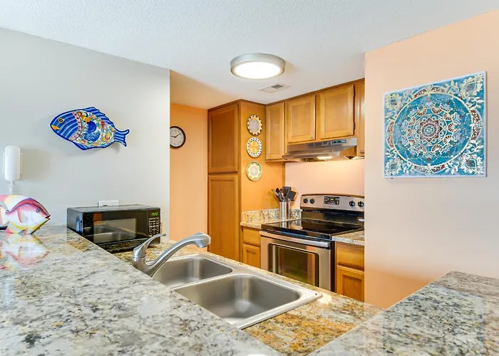 Orange Retreat W/ 4 Pools - Walk To Beach! * Gulf Shores
